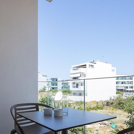 Skipper Beachfront Suites Херсонісос Екстер'єр фото