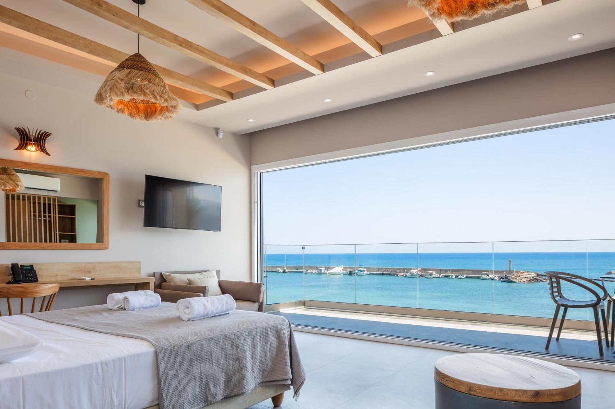 Skipper Beachfront Suites Херсонісос Екстер'єр фото