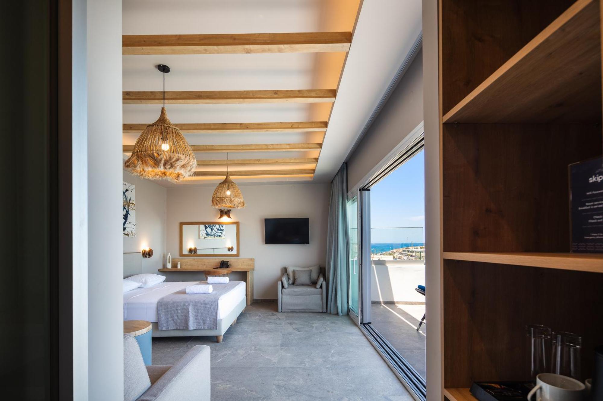 Skipper Beachfront Suites Херсонісос Екстер'єр фото